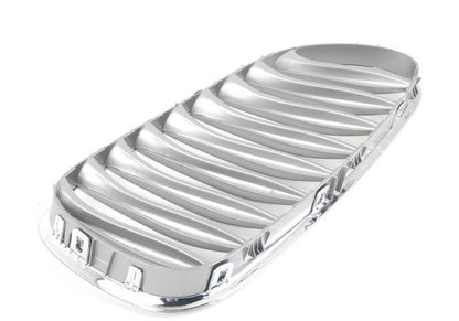 Rejilla decorativa izquierda OEM 51117117757 para BMW Z4 E85 (todos los modelos: 2.0i, 2.2i, 2.5i, con cambio manual y automático). Acabado en grafito. Original BMW.