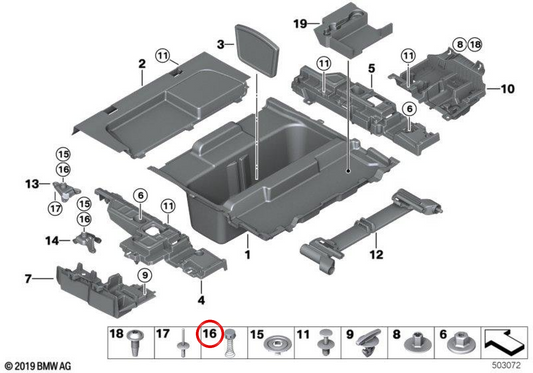 Coperchio abbigliato con Dock OEM 5147352378 per BMW F30, F31. BMW originale.