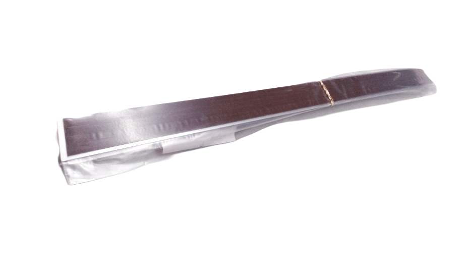 Moldura lateral inferior (paramento de entrada) OEM 51477406647 para MINI R56, R56 LCI, Clubman R55, R55 LCI, Cabrio R57, R57 LCI, Coupé R58, Roadster R59... y más. Original MINI.