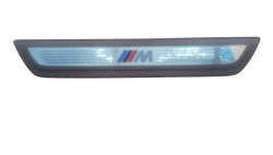 Moldura M entrada delantera OEM 51478060406 para BMW X3 F25, X4 F26. Original BMW.