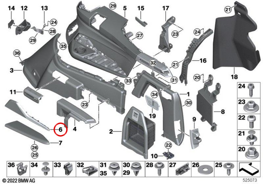 Embellecedor derecho del maletero OEM 51478082022 para BMW G07. Original BMW.