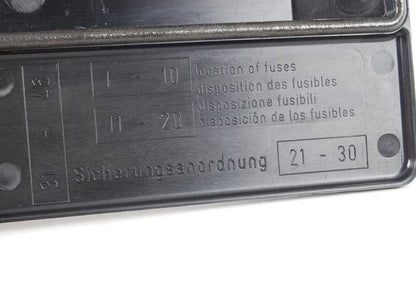 Tapa para caja de fusibles OEM 61131387613 para BMW E36, Z3. Original BMW.