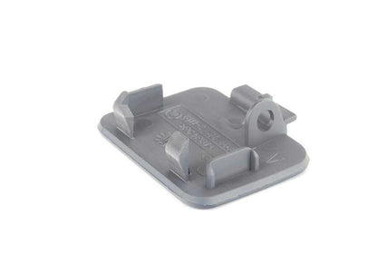 Tapa gancho de remolque imprimada OEM 51112693539 para BMW Serie 5 E39. Recambio original BMW.