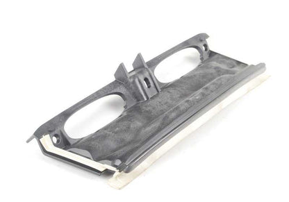 Tapa lateral calefacción OEM 64316979758 para BMW E81, E82, E87, E87N, E88, E90, E90N, E91, E91N, E92, E92N, E93, E93N, E84. Original BMW.