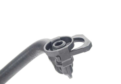 Codo de manguera OEM 13901433894 para BMW E39, E38, E53. Original BMW.