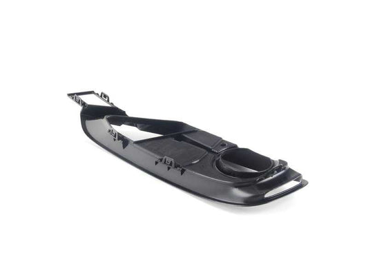 Grade parcialmente aberta à direita para BMW 3 F30 Series, F31 (OEM 51117300740). BMW original