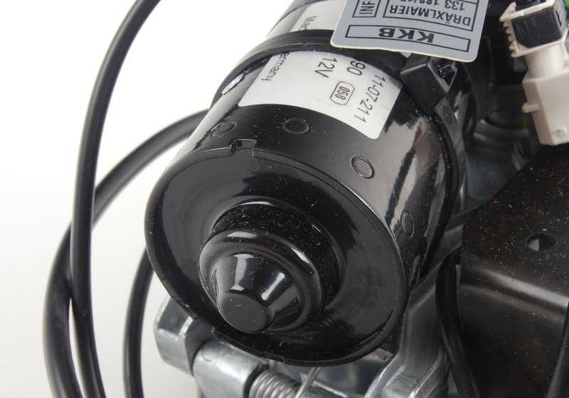 Mecanismo de transmisión de capota OEM 54348106979 para BMW Serie 3 (E30). Original BMW