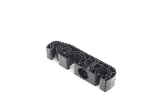Clip de sujeción de tuberías OEM 16126763897 para BMW E81, E82, E87, E88, E90, E91, E92, E93, E84, E70, F15, F85, E71, E72, F16, F86, E85, E86, E89. Original BMW.