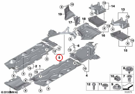 Protettore in basso a destra del serbatoio del carburante OEM 51757354760 per BMW F48 e F39. BMW originale.
