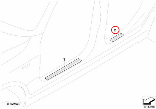 Moulage d'entrée arrière droite OEM 51773415850 pour BMW X3 E83, E83 LCI. BMW d'origine.