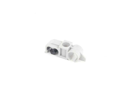 Clip de fijación de tubería OEM 16136753249 para BMW E81, E82, E87, E88, E46, E60, E61, E63, E64, E85, E86. Original BMW.