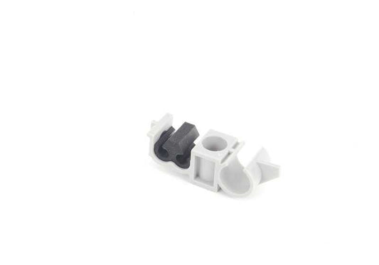 Clip di fissaggio del tubo OEM 16136753249 per BMW E81, E82, E87, E88, E46, E60, E61, E63, E64, E85, E86. BMW originale.