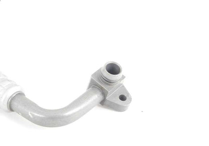 Tubería de retorno del refrigerador de aceite OEM 17227578660 para BMW E70. Original BMW.