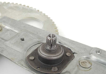 Elevalunas delantero derecho OEM 51321801136 para BMW E30. Original BMW.