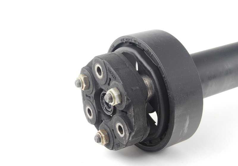 Árbol de transmisión para BMW E30 con cambio manual de 5 velocidades. OEM 26101226733. Original BMW.