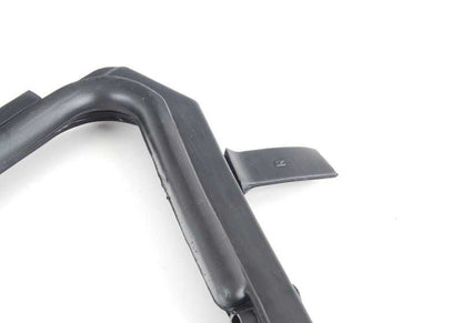 Junta ventana abatible derecha OEM 51321815012 para BMW E30. Repuesto original BMW.