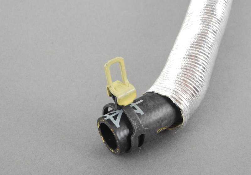 Tubo refrigerante OEM 17127518575 para MINI R52 Cabrio, R53 Cooper S, JCW GP… y más. Original MINI.