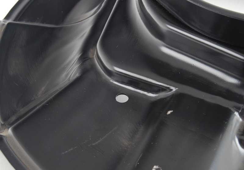 Protector guardabarros delantero izquierdo OEM 34112228765 para BMW E39 M5. Compatible con modelos E39 M5 DE91 y DE92 (1998-2003). Pieza original BMW.