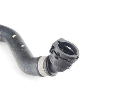 OEM-Kältemittelschlauch 17127537101 für BMW X5 E70 3.0SI und 4.8i (Produktion 2006-2010). Originaler BMW Ersatz.