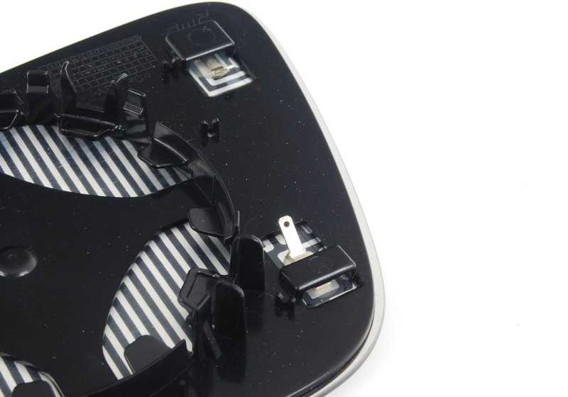 Cristal de espejo calentado convexo derecho para BMW Serie 2 F22, F23, F87, Serie 3 F30, F31, F34, Serie 4 F32, F33, F36, i I01, X1 E84 (OEM 51167285004). Original BMW