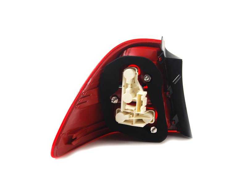 Piloto trasero derecho OEM 63217160066 para BMW E91. Original BMW.