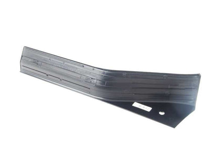 Embellecedor de estribera trasera derecha OEM 51472490042 para BMW E36 (Todos los modelos). Original BMW.