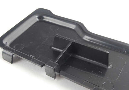 Tapa de Cierre Izquierda para BMW Serie 3 E30 (OEM 51711916123). Original BMW
