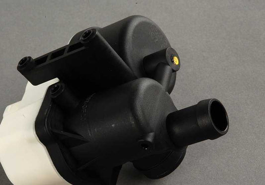 Bomba de diagnóstico de fugas OEM 16137193479 para BMW E82, E90 {320i, 323i, M Coupé}. Original BMW.