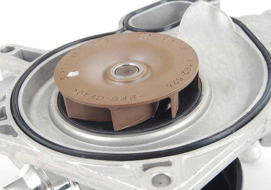Bomba de agua mecánica OEM 11517548263 para BMW F07, F10, F11, F06, F12, F13, F01, F02, F04, E70, F15, E71, E72, F16. Compatible con motores N63 y N63T. Original BMW.
