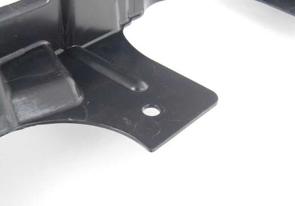 Cubierta superior izquierda de la cremallera de dirección OEM 51757160237 para BMW E70, F15, F85, E71, E72, F16, F86. Original BMW.