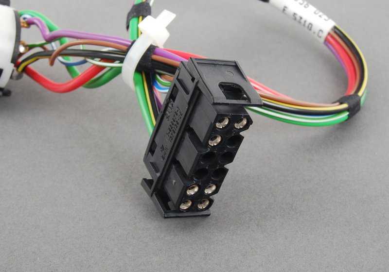 Interruptor de encendido OEM 61328356025 para BMW E34 y E32. Pieza original BMW.