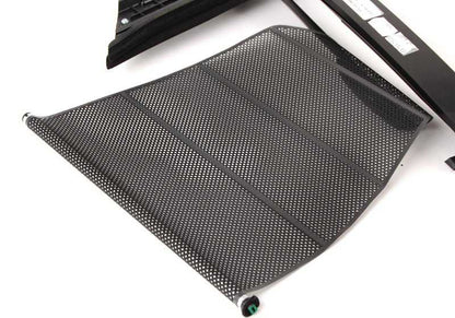 Cortinilla parasol lado izquierdo trasero OEM 51359168845 para BMW F02, F04 (7 Series). Ideal para proteger del sol en las plazas traseras. Original BMW.