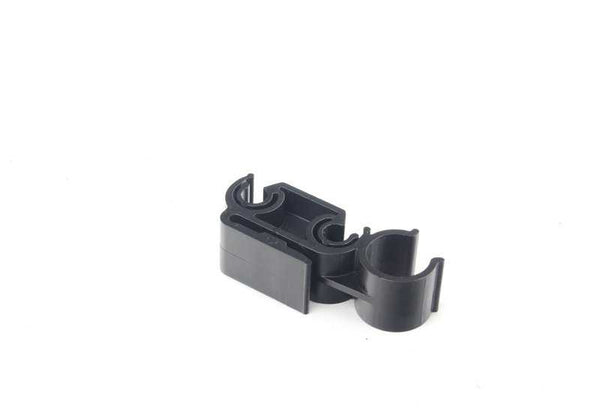 Clip soporte de tubería OEM 16127206418 para BMW Z4 (E85, E86, E89). Original BMW.