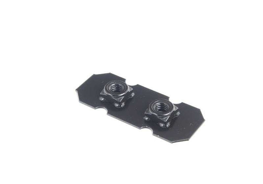 Soporte de gato OEM 51711932299 para BMW E28 y E24. Pieza original BMW. Ideal para sustituir la base deteriorada donde se apoya el gato al levantar el coche.