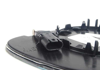Cristal retrovisor izquierdo calefactable OEM 51168041953 para BMW Serie 1 E82, E88 {128i, 135i, 135is, M Coupé}. Compatible con modelos de 2007 a 2013. Original BMW.