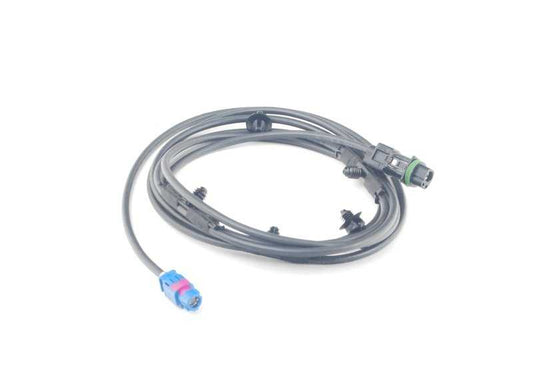 Reversing camera cable set for BMW 7 Series F01, F02, F04 (OEM 61119182293). Original BMW.