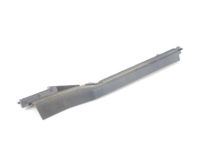 Junta de soporte pared frontal derecha OEM 51718218854 para BMW E39. Original BMW.