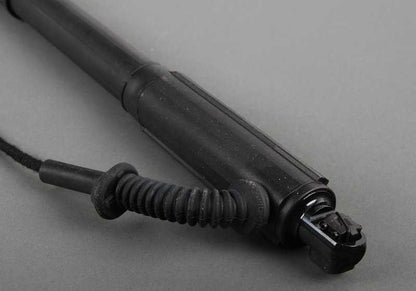 Accionamiento de husillo derecho OEM 51247332696 para BMW X5 E70 y E70N. Componente del mecanismo de apertura de la tapa del maletero. Original BMW.