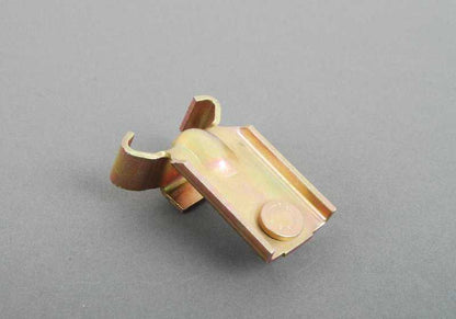 Kit de soportes de escape OEM 18219056634 para BMW E21. Original BMW.