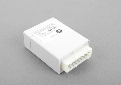 Módulo apertura eléctrica maletero OEM 61357188110 para BMW E61, E61N, E65, E66. Control unidad original para portón trasero eléctrico. Repuesto original BMW.