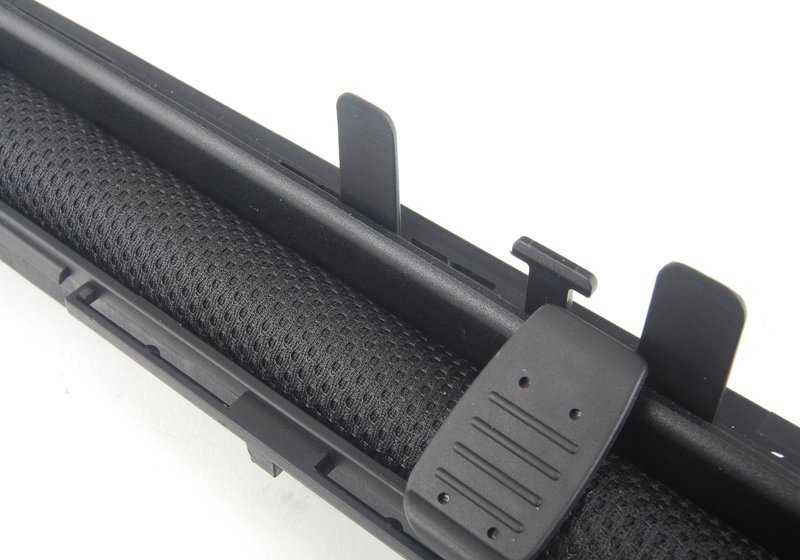 Cortinilla parasol para puerta trasera derecha OEM 51429152608 para BMW Serie 3 (E91). Original BMW.