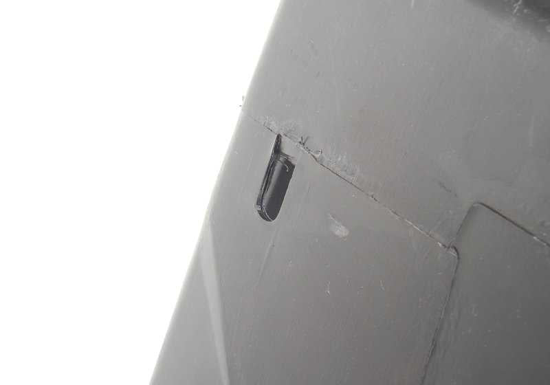 Cubierta lateral izquierda OEM 51711944363 para BMW Serie 5 E34. Original BMW.