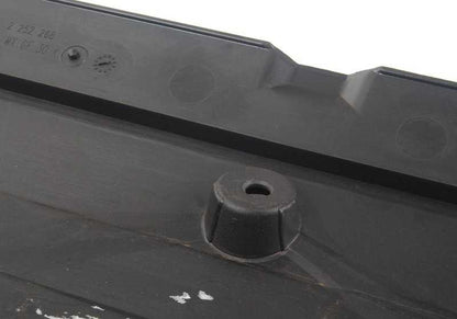 Cubierta superior OEM 51712252268 para BMW E36. Pieza original BMW. Ideal como recambio para la parte superior del sistema de ventilación o aire.