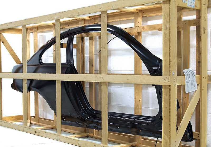 Right outer side frame for BMW 3 Series E92, E92N (OEM 41007168964). Original BMW.
