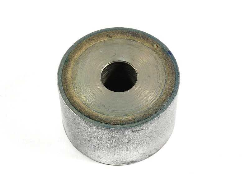 Silentblock delantero OEM 33172282484 para BMW E46, E85, E86. Pieza original BMW. Ideal para solucionar ruidos o vibraciones en la suspensión delantera.