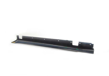 Rechts -gepresstes Zócalo -Cover für die BMW 5 E60 -Serie, E60N, E61, E61N (OEM 51777907178). Original BMW