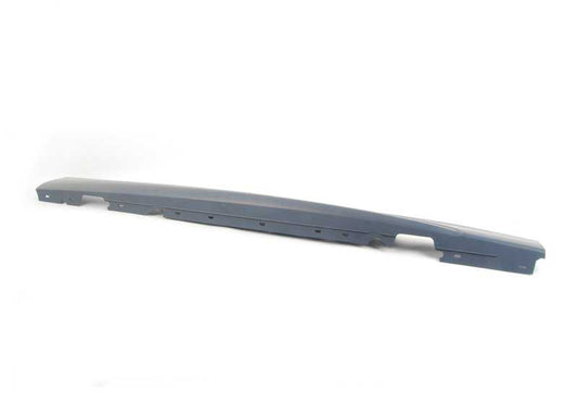Embellecedor lateral derecho imprimado OEM 51778037454 para BMW E81, E82, E88. Original BMW.