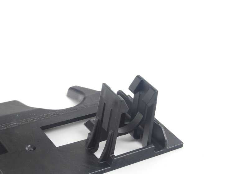 Clip para BMW Serie 5 F07, F10, F11, F18, Serie 6 F06, F12, F13, Serie 7 F01, F02 (OEM 17127613139). Original BMW