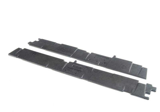 Right footboard insert for BMW X5 E70 (OEM 51777177064). Original BMW
