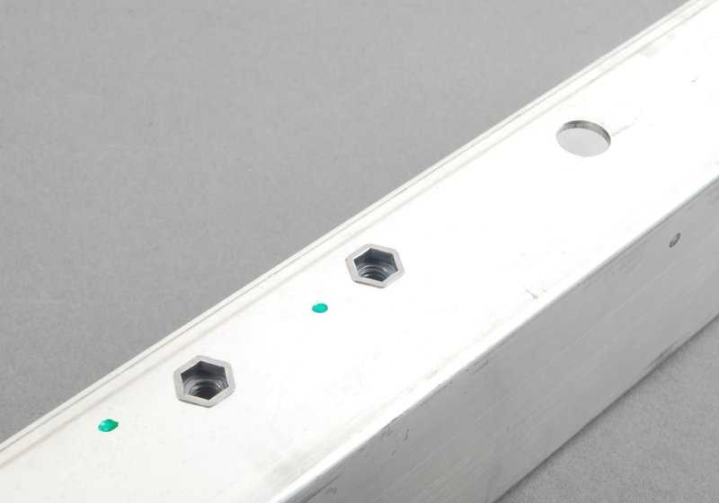 Soporte deformable delantero inferior derecho OEM 51117158874 para BMW F07, F07N, F10, F10N, F11, F11N, F18, F18N. Pieza original BMW.